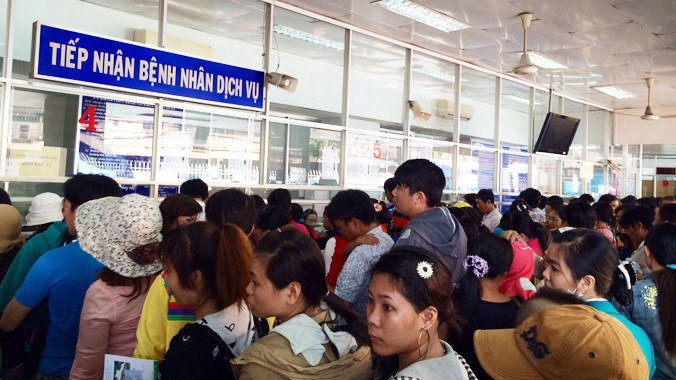 Nở rộ khám dịch vụ, mổ dịch vụ, giường dịch vụ… trong bệnh viện công