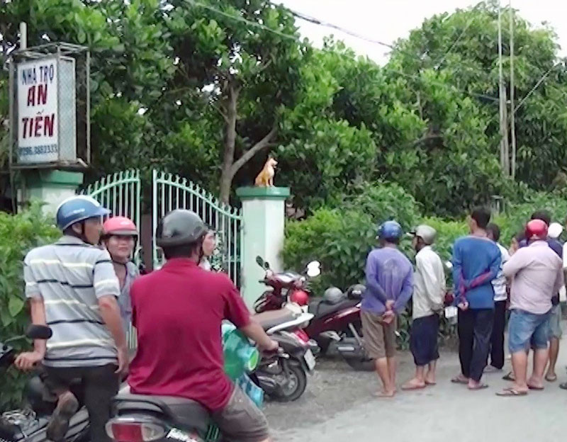 Nhà trọ nơi 4 đôi nam nữ mua bán dâm