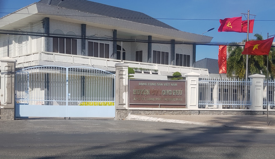 Huyện uỷ Long Phú