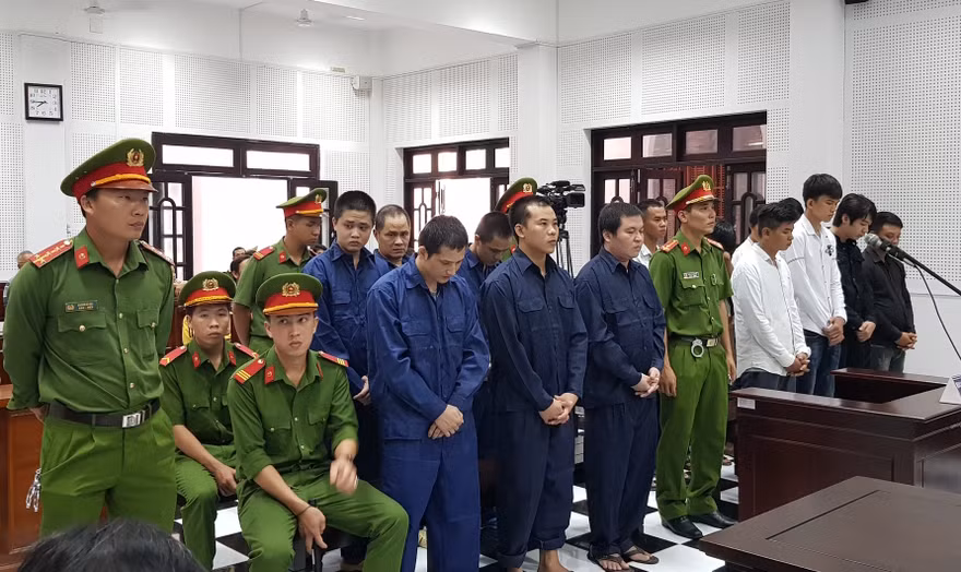 Các bị cáo tại phiên toà.