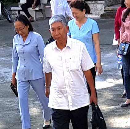 Bị cáo Tài đến toà.