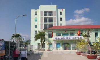 BV Bệnh nhiệt đới Khánh Hoà được chuyển sang mô hình BV dã chiến. Ảnh LỮ HỒ