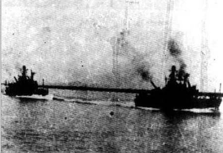 Tàu hải quân Việt Nam chiến đấu trên vùng biển đông bắc năm 1964. 