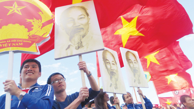 Cờ Tổ quốc rợp trời Festival. Ảnh: Lê xuân sơn