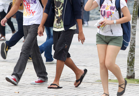 Loại trang phục giảng đường mà nhiều trường không thể chấp nhận 