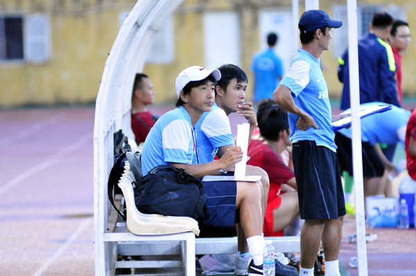 Thầy trò HLV Toshiya Miura chỉ cần kết quả hòa trong trận đấu chiều nay sẽ giành ngôi nhất bảng. 