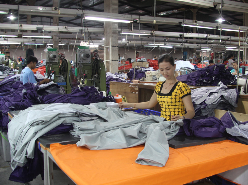 Công nhân tích cực làm việc trở lại sau khi tình hình an ninh trật tự ở Bình Dương đã ổn định