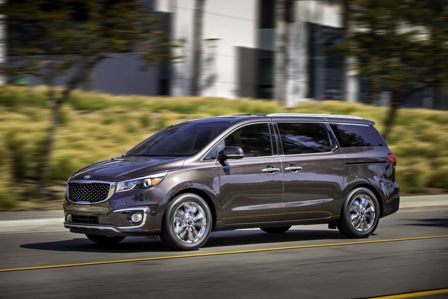KIA Sedona bị triệu hồi vì lỗi cửa trượt