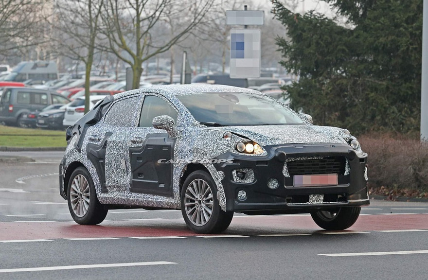 SUV cỡ nhỏ mới của Ford trong lần chạy thử trước đây.