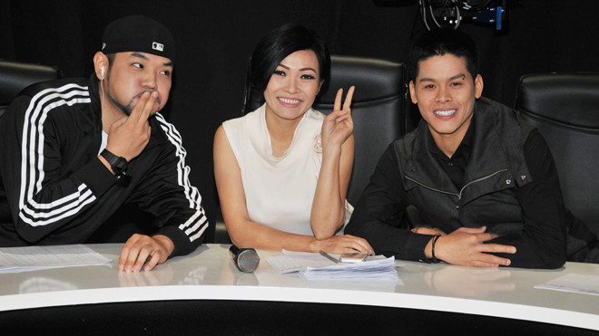 Phương Thanh và các thành viên giám khảo Ngôi sao Việt