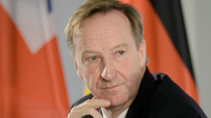 Giám đốc MI6 Alex Younger tại hội nghị an ninh mới diễn ra tại Munich, Đức (Ảnh:ITV)