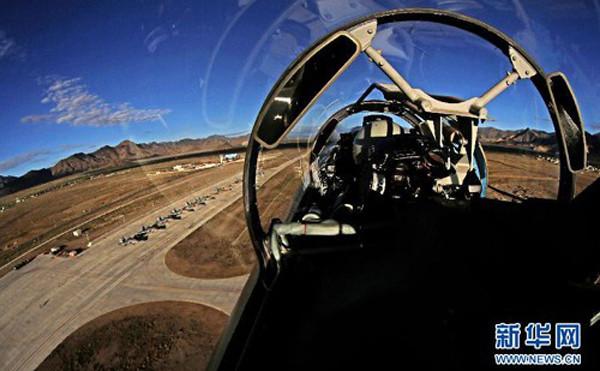 Sân bay bí mật của Trung Quốc nhìn từ trên cao.