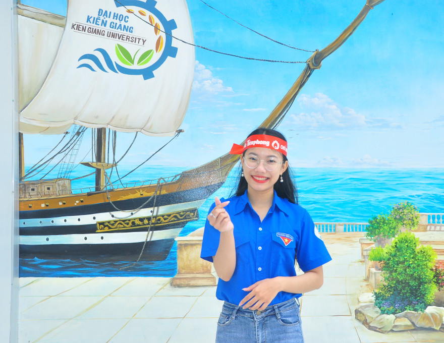 Tưng bừng Chủ nhật Đỏ tại Kiên Giang