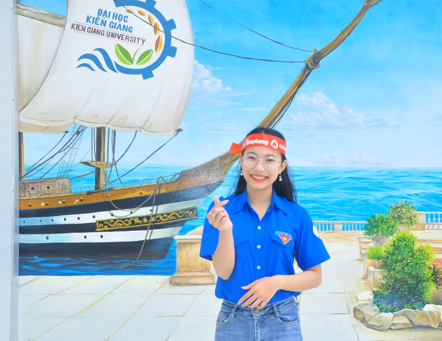 Tưng bừng Chủ nhật Đỏ tại Kiên Giang