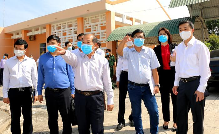 Đoàn công tác kiểm tra công tác phòng dịch tại Đồng Tháp. Ảnh: VK