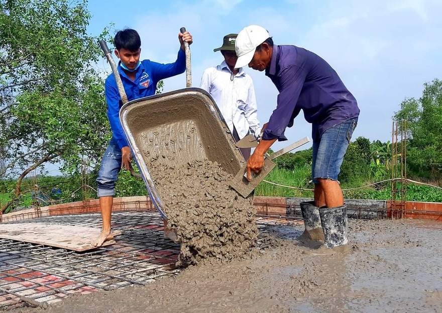 Đất Sen Hồng rực rỡ sắc xuân màu áo xanh tình nguyện