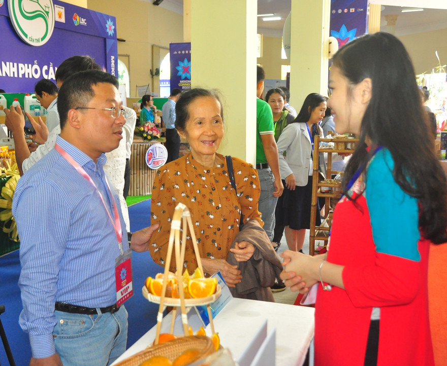 Tìm đường đưa đặc sản ĐBSCL vào châu Âu