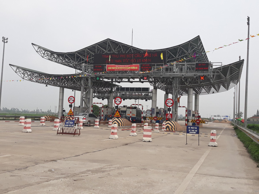 Trạm BOT cầu Thái Hà "bỏ quên" ý kiến của tỉnh Thái Bình - Ảnh: Hoàng Long