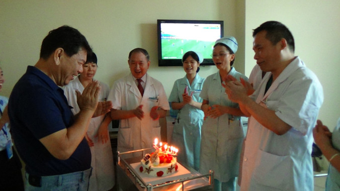 Cuộc sống được hồi sinh, sinh nhật khó quên ở tuổi 58