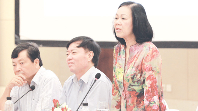 Bà Trương Thị Mai phát biểu tại hội thảo. Ảnh: Công Khanh