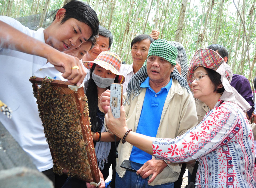 Đồng Tháp đồng hành với bạn trẻ khởi nghiệp
