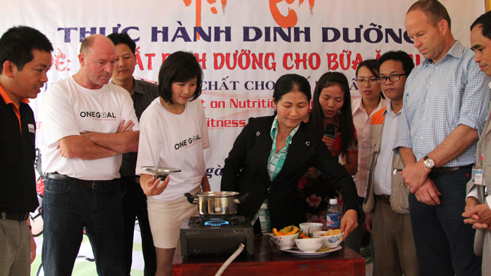 Danh thủ kêu gọi cải thiện dinh dưỡng cho cầu thủ tương lai