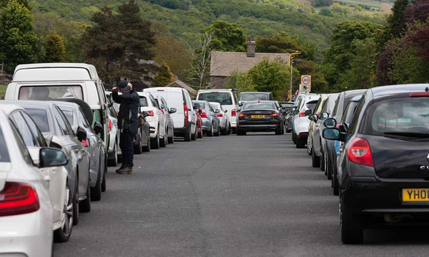 Tình trạng tắc đường đã xảy ra trên đường đến các địa điểm du lịch tại Anh.