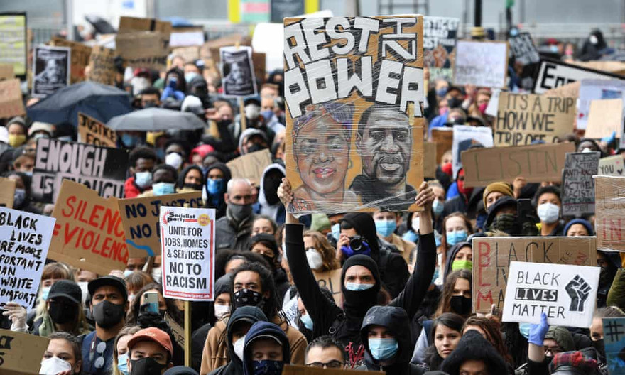 Người biểu tình Anh tại thủ đô London. Ảnh: EPA.