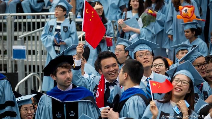 Sinh viên Trung Quốc tại một trường Đại học ở Mỹ. Ảnh: DW.
