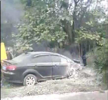 Trung Quốc: Ô tô lao vào trạm xe buýt 9 người thiệt mạng