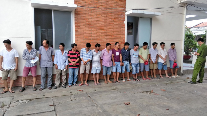 đối tượng tại cơ quan công an.