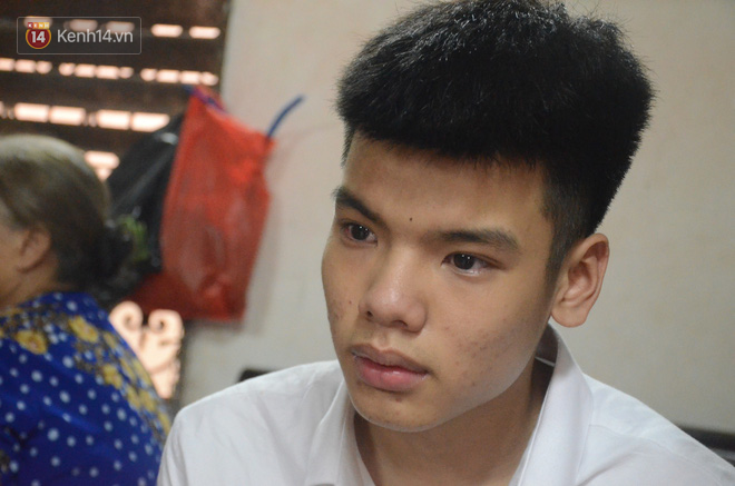 Trải lòng của con trai nữ công nhân môi trường bị xe điên tông tử vong