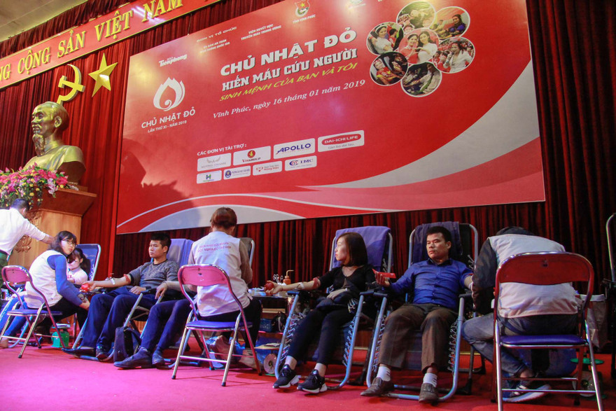 Hơn 1000 đoàn viên thanh niên Vĩnh Phúc hưởng ứng Chủ nhật Đỏ