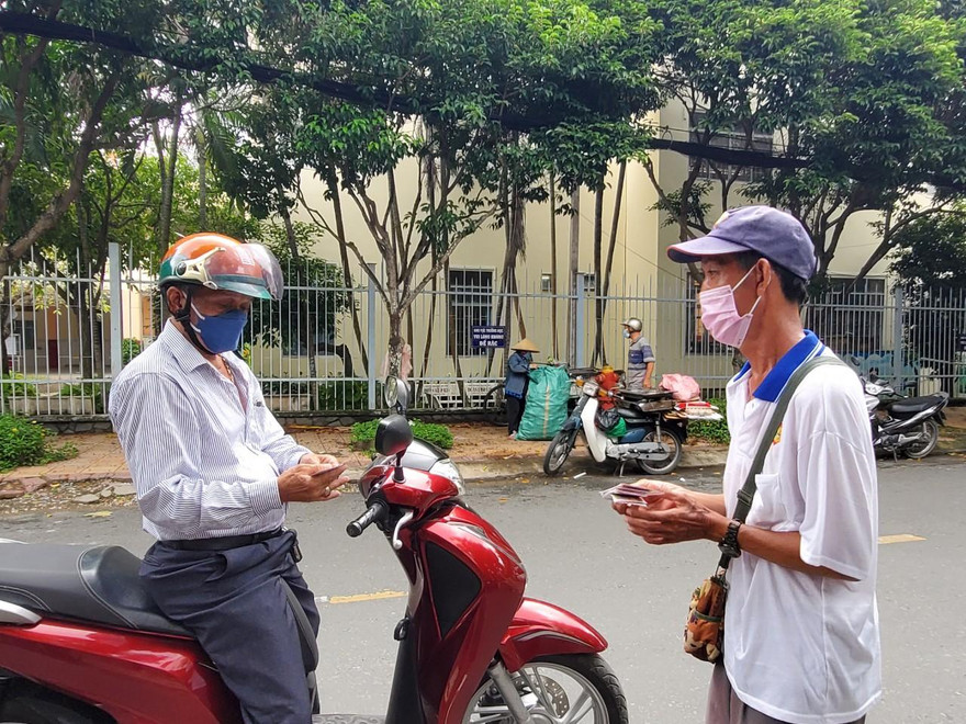 Vé số miền Nam hoạt động trở lại sau 3 tháng tạm dừng cho ảnh hưởng dịch COVID-19