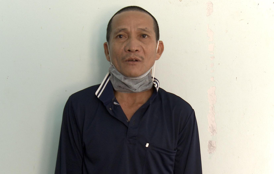 Bắt giam cha dượng làm con gái riêng của vợ mang thai