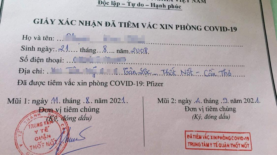 Ba người dưới 18 tuổi ở Cần Thơ được tiêm vắc xin COVID-19