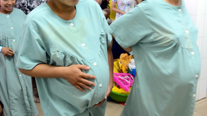 Nhiều Đại biểu Quốc hội băn khoăn về tính luân lý trong việc mang thai hộ