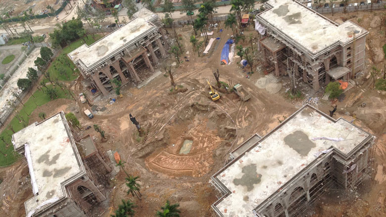 Khu đất cây xanh, công viên bị băm nát