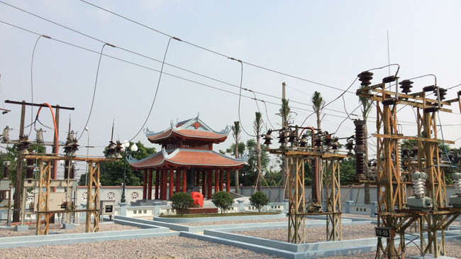 Nhà bia di tích quốc gia trên địa điểm bi tráng một thời. Ảnh: Trần Viết Tường