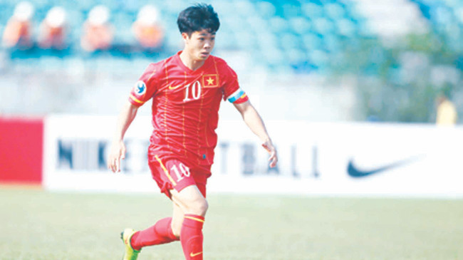 Công Phượng và đồng đội chia tay U19 để thử lửa ở đấu trường V.League khắc nghiệt. Ảnh: VSI