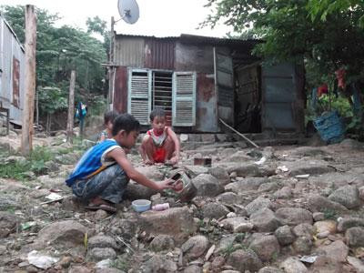 Một nhà dân trong khu vực thực hiện dự án Bệnh viện Quốc tế Nha Trang. Ảnh L.H