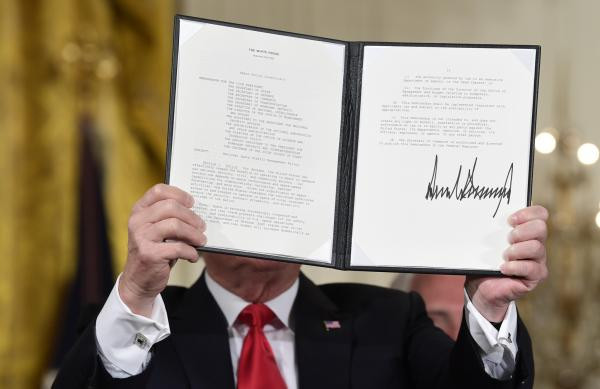 Lầu Năm góc nhận lệnh thành lập Lực lượng Vũ trụ