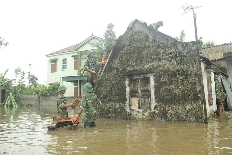 BẢN TIN TÌNH NGUYỆN: Hỗ trợ khắc phục hậu quả của bão số 3