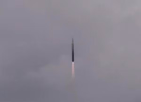 Nga bắt giữ nhân viên nghiên cứu lộ tài liệu tên lửa