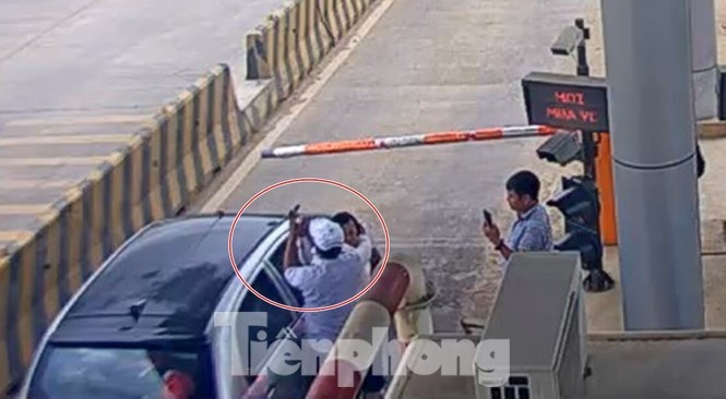 Bắt tạm giam 2 đối tượng đánh nhân viên Trạm BOT Ninh Xuân nhập viện