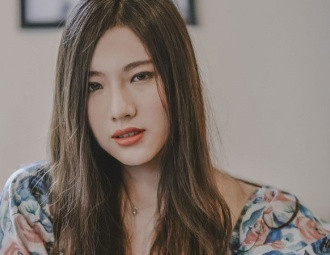 Nguyễn Hoài Phương Anh: Từ Hoa khôi Báo chí đến Người đẹp thời trang 2018