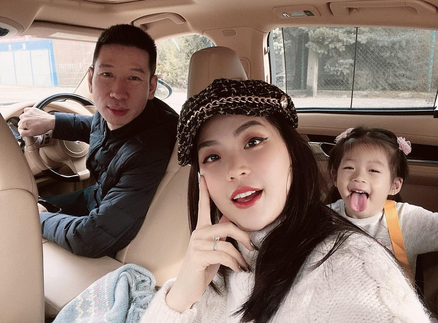 Á hậu Diễm Trang chia sẻ cuộc sống thời COVID-19 ở Ba Lan 