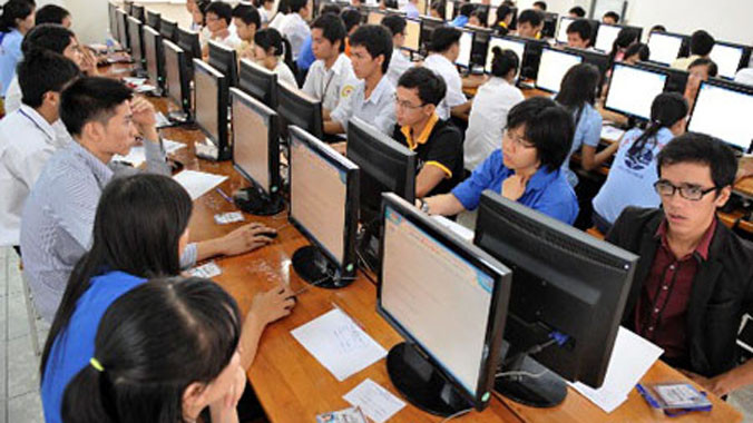 Thi tuyển công chức ở Hà Nội. Ảnh: VNN