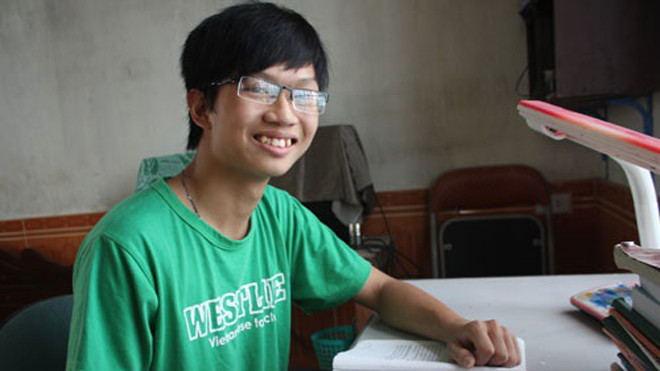 Tân thủ khoa nhỏ nhắn với ước mơ giành học bổng du học Úc trong tương lai