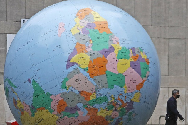 Thế giới chạm ngưỡng hơn 18.000 ca tử vong trên ngày do COVID-19